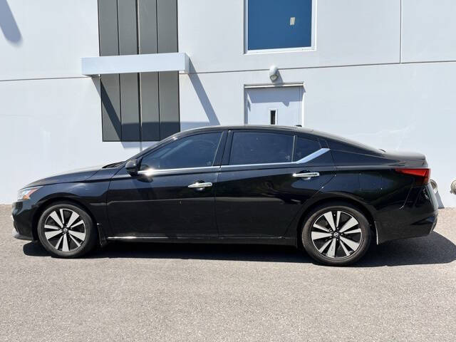 Used 2020 Nissan Altima SL with VIN 1N4BL4EV0LC124130 for sale in Peoria, AZ