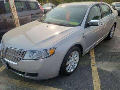 2010 Lincoln MKZ for sale at Howe's Auto Sales in Lowell MA