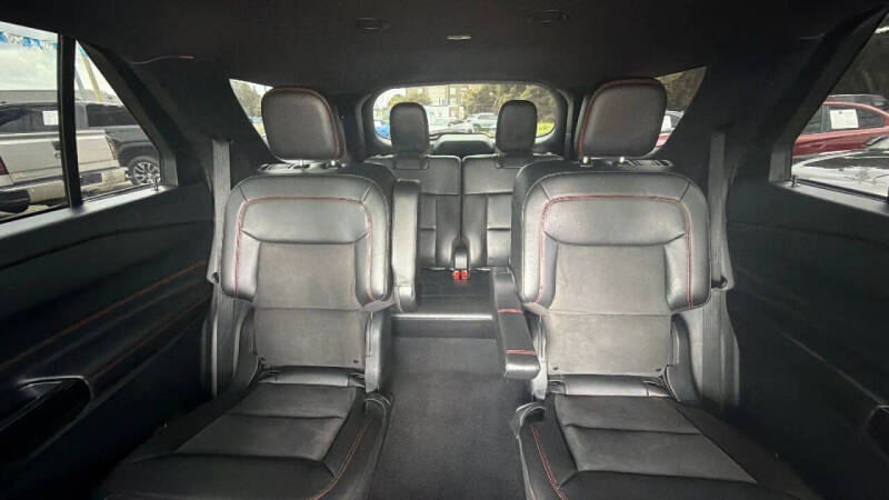 2022 Ford Explorer ST-Line