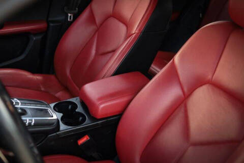 2015 Porsche Macan S