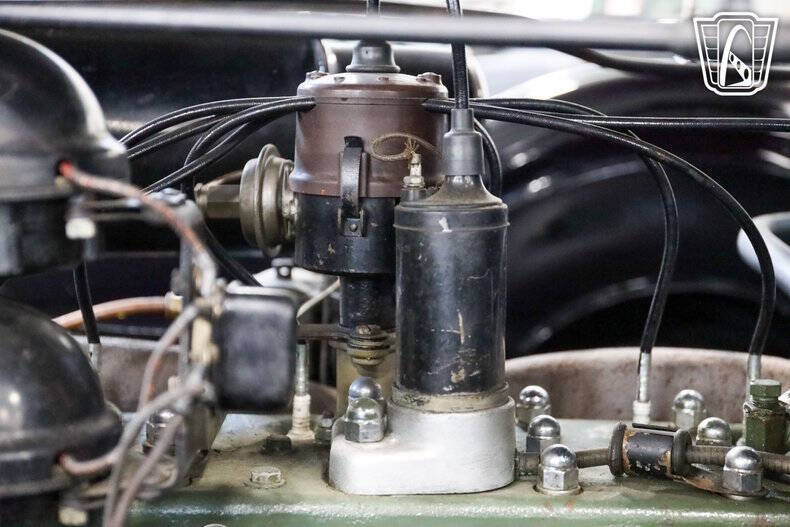 1938 Packard Super Eight