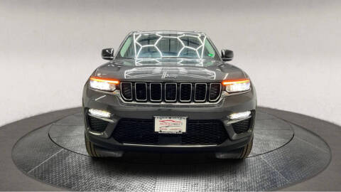 2022 Jeep Grand Cherokee for sale at Autos Direct Latino Center in Fredericksburg VA