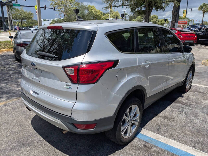 2019 Ford Escape SE