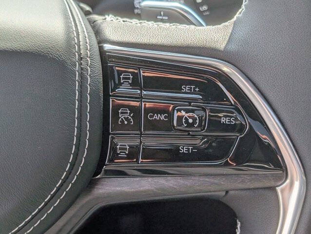 2025 Jeep Grand Cherokee Overland