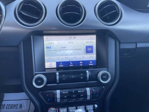 2022 Ford Mustang EcoBoost Premium