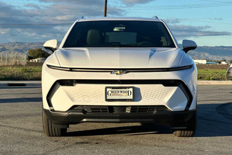 2026 Chevrolet Equinox EV LT 2