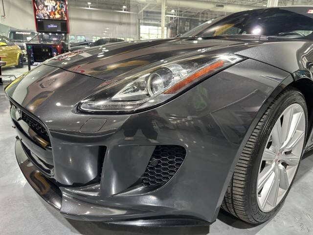 2017 Jaguar F-TYPE Premium
