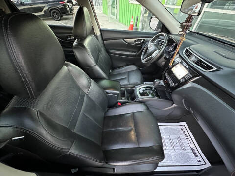 2016 Nissan Rogue SL