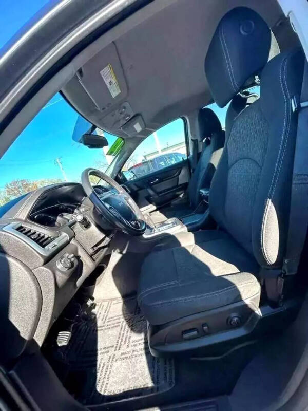 2014 GMC Acadia SLE-2