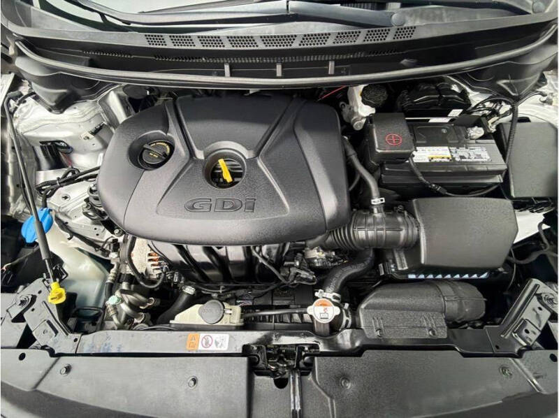 2017 Kia Forte5 LX