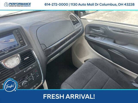 2012 Chrysler Town and Country Touring