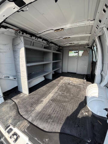 2021 Chevrolet Express 2500