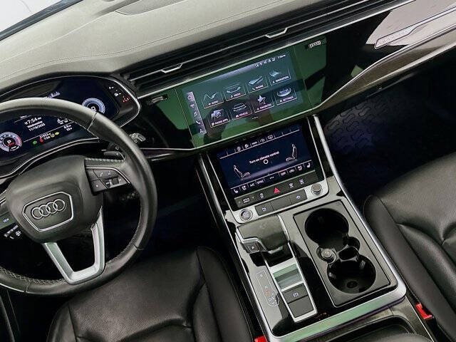 2023 Audi Q8 quattro Premium Plus 55 TFSI