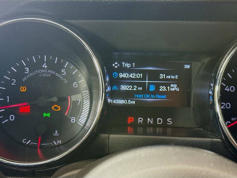 2015 Ford Mustang V6