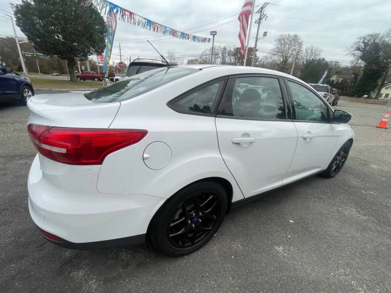 2016 Ford Focus SE