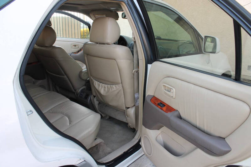 2000 Lexus RX 300