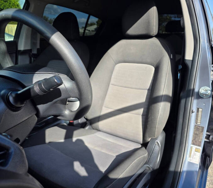 2016 Kia Forte5 LX