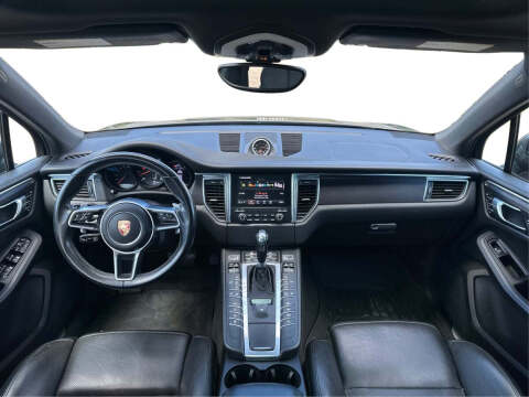 2018 Porsche Macan GTS