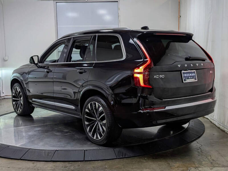 2025 Volvo XC90 B5 Plus Bright Theme 7P