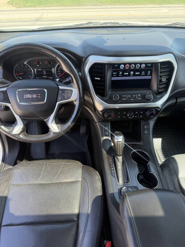 2018 GMC Acadia SLT-1