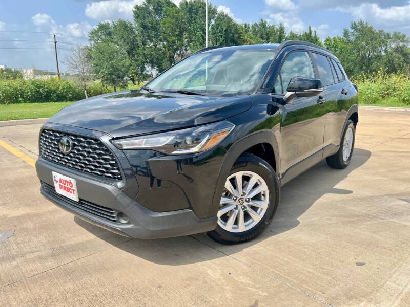 2023 Toyota Corolla Cross LE's photo