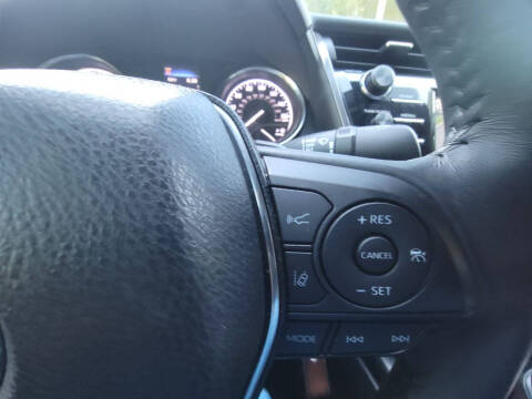 2020 Toyota Camry SE