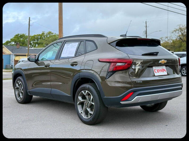 2024 Chevrolet Trax LT