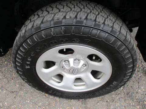 2023 Nissan Titan SV