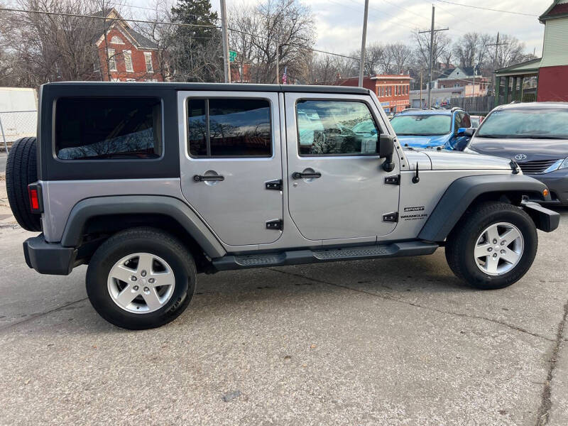 2016 Jeep Wrangler Unlimited Sport
