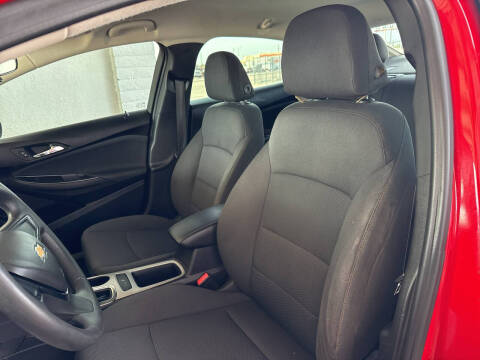 2018 Chevrolet Cruze LS Auto