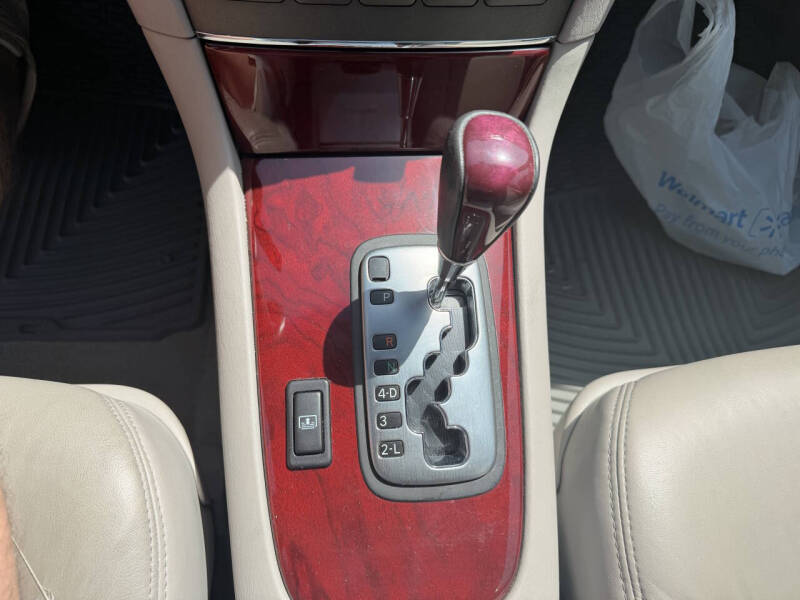 2004 Lexus ES 330
