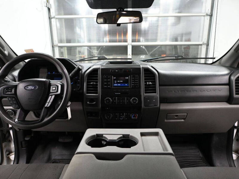 2017 Ford F-350 Super Duty XL