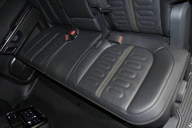 2022 Rivian R1S Launch Edition