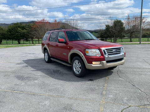 2008 Ford Explorer for sale at TRAVIS AUTOMOTIVE in Corryton TN