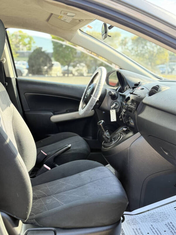 2014 Mazda MAZDA2 Sport