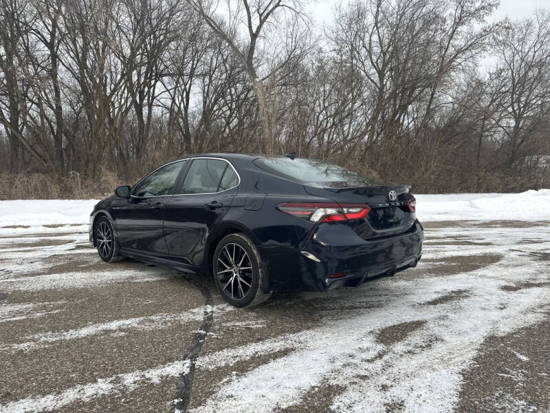 2022 Toyota Camry SE
