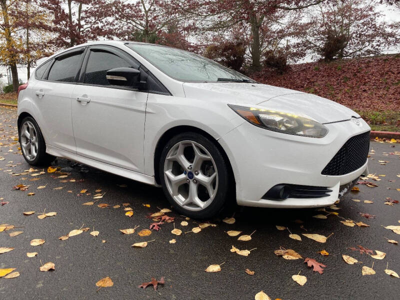 2014 Ford Focus ST's photo