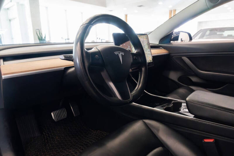 2019 Tesla Model 3 Long Range