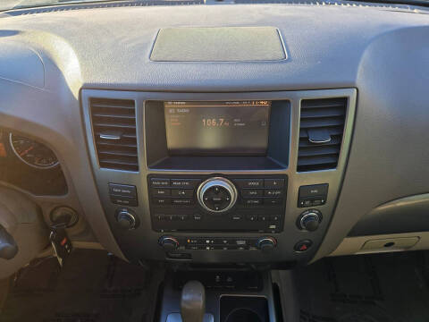 2012 Nissan Armada SV