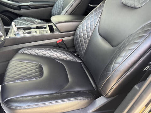 2024 Ford Edge Titanium