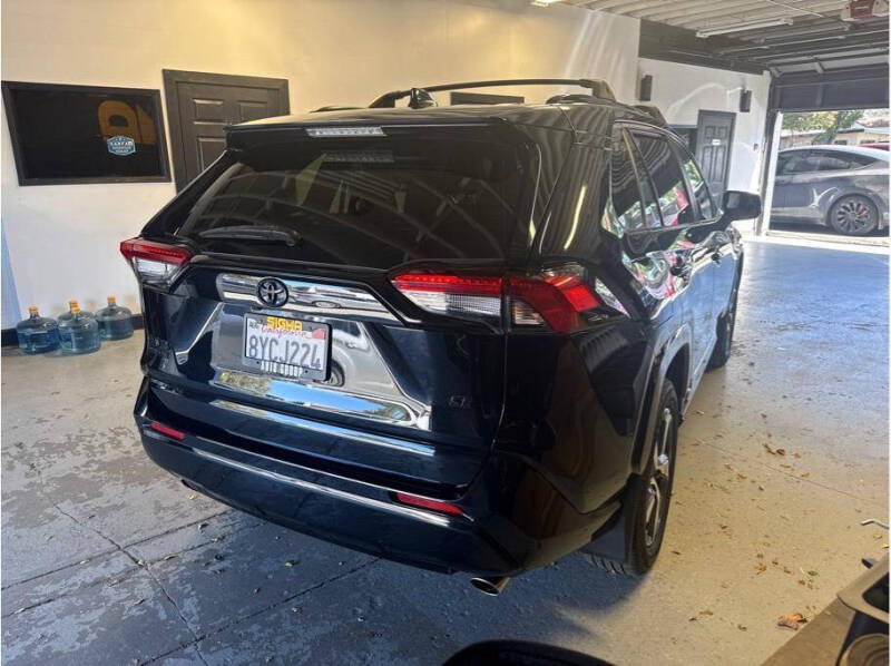 2021 Toyota RAV4 Prime SE