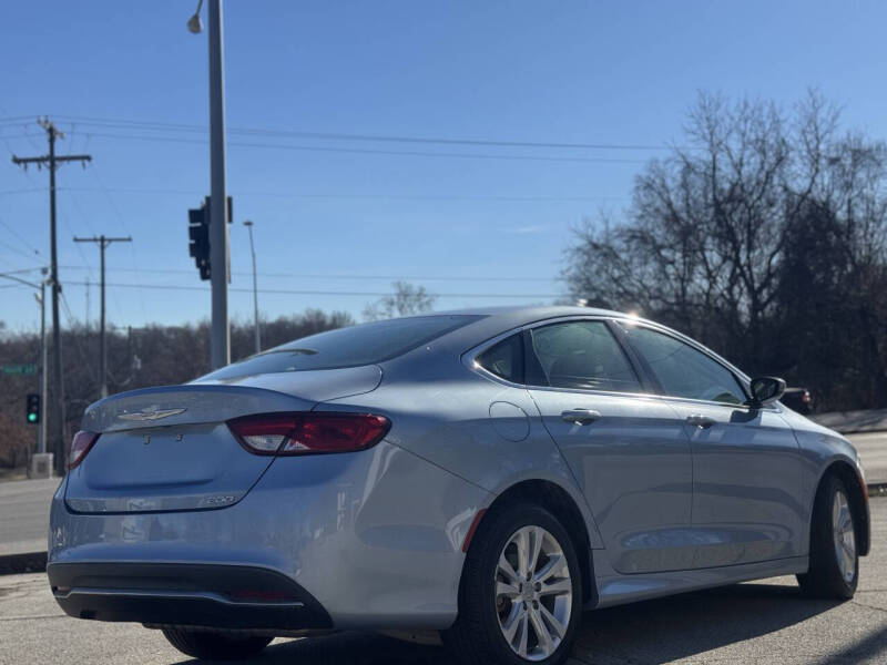 2015 Chrysler 200 Limited