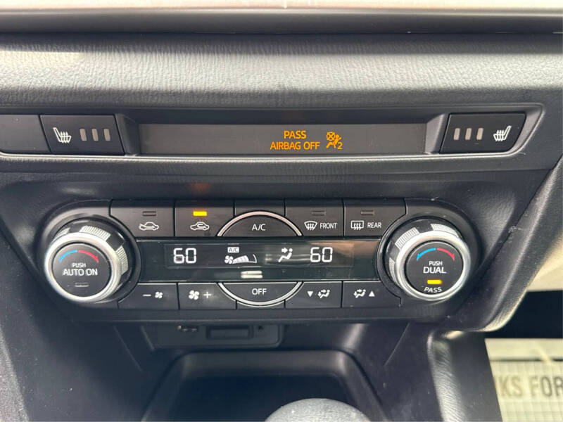 2018 Mazda MAZDA3 Touring