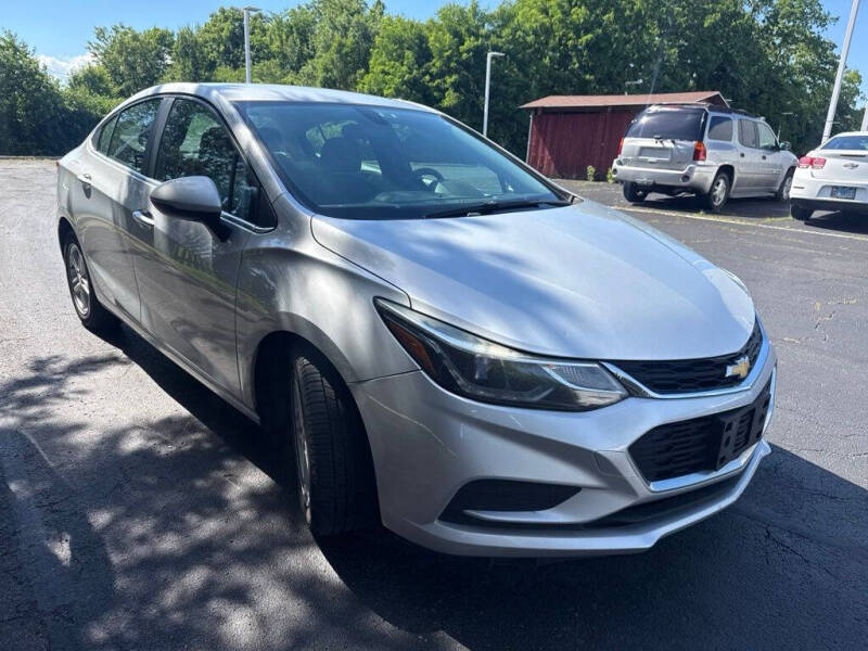 2017 Chevrolet Cruze LT Auto