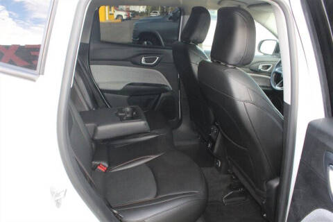 2022 Jeep Compass Latitude Lux