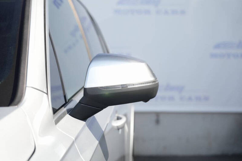 2022 Audi SQ7 4.0T quattro Premium Plus