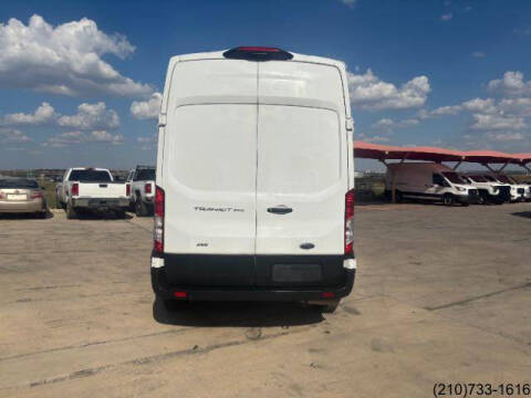 2023 Ford Transit 250