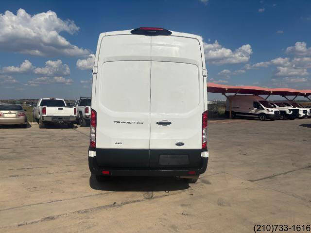 2023 Ford Transit 250