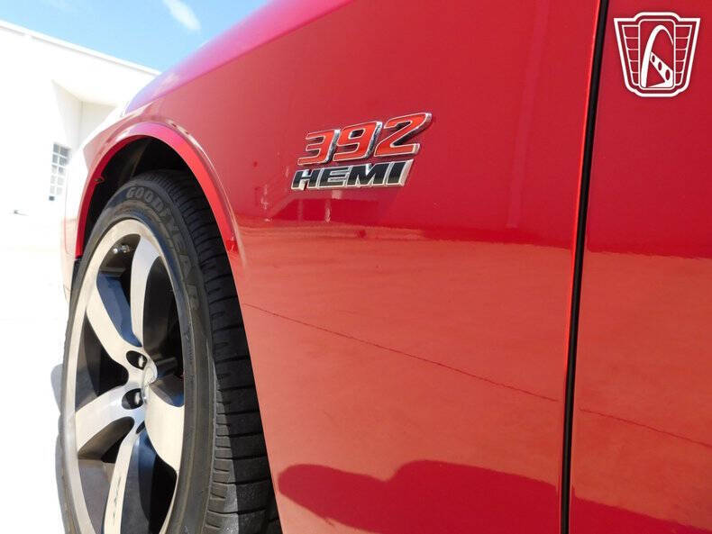 2011 Dodge Challenger SRT8 392