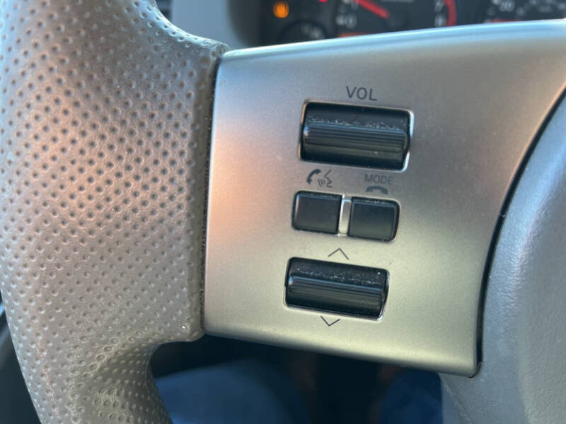 2012 Nissan Frontier SV V6